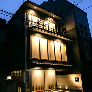 카만자 호텔