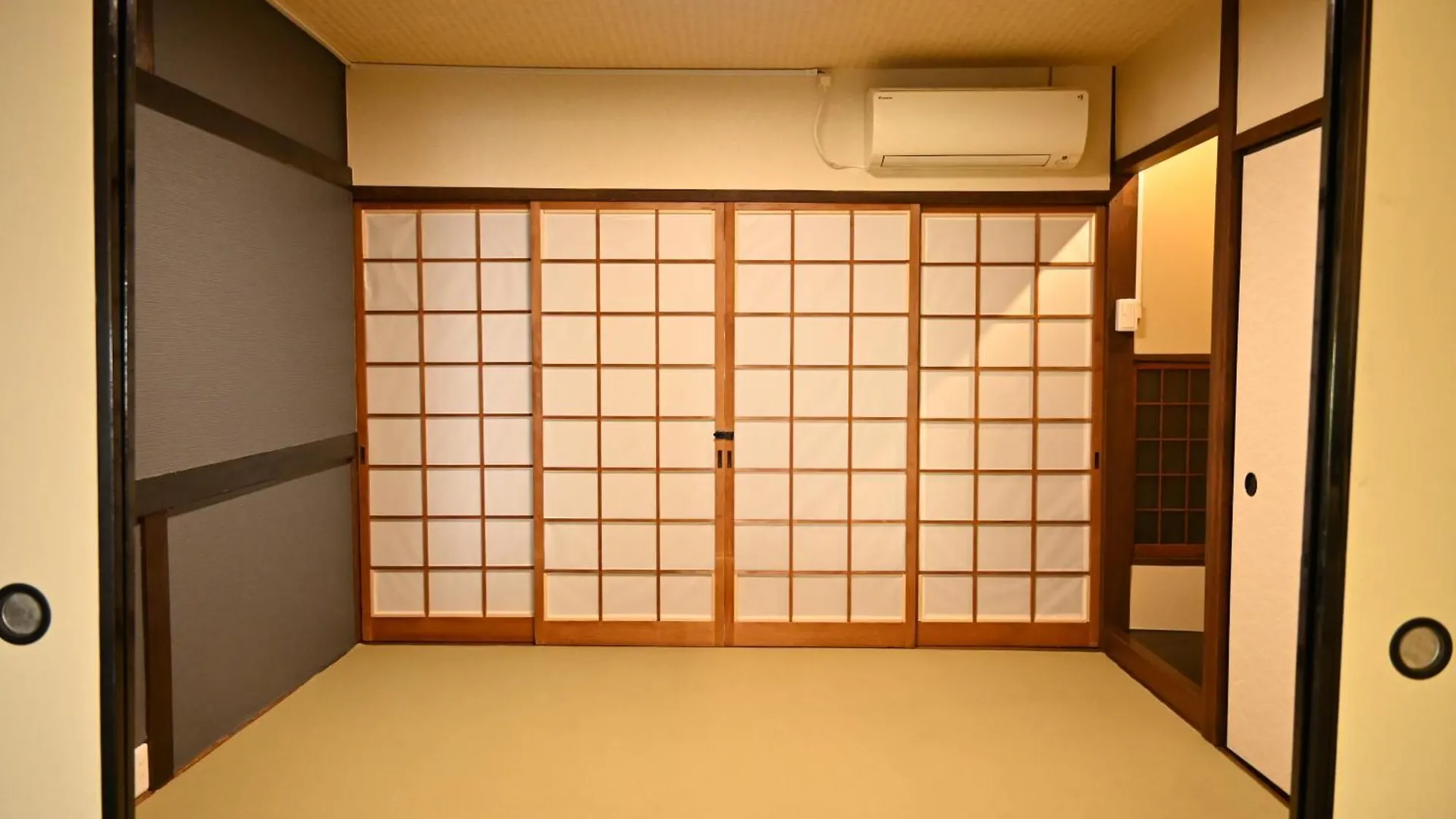 Apartment Kyoto Central Base Japan